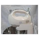 Crofton Stand Mixer with Steel Bowl