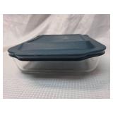 Pyrex Glass Storage Container with Gray Lid 2QT 8Ã8