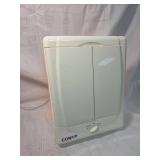 Vintage Conair Illuminated Tri-Fold Makeup Mirror
