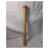 Short wooden club / bat