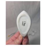 Avon White Ceramic Swan Measuring Spoons Set