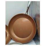 Gotham Pro Ceramic Nonstick Frying Pan Set of 2, 10 inch with lid & 12 inch skillet