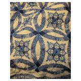Blue and White Wedding-Ring-Quilt-Patterned Queen size blanket, MainStays