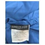 London Fog King Size Blue Polyester Sheet set, 1 fitted sheet, 1 flat sheet, in good used condition, very smooth and soft.