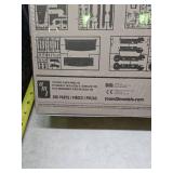 AMT 1:25 Scale Construction Bulldozer Plastic Kit