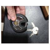 DAYGOS Outdoor Padlock for Storage Unit, Waterproof Stainless Steel Disc Lock with Rubber Bumper for Sheds,Gate and Fence, Heavy Duty Discus Keyed Pad Lock (3/8-Inch Shackle)