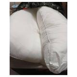 CozyLux Pillows Queen Size Set of 2, Hotel Quality Bed Pillows for Sleeping 2 Pack, Cooling Pillows for Side Back and Stomach Sleepers, Down Alternative Luxury Soft Supportive Fluffy Pillows (18x28)