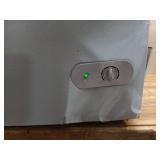 Vissani 5.0 cu. ft. Manual Defrost Chest Freezer with LED Light HMCF5W5 (See Pics)- Retail: $219