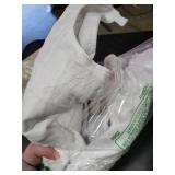 Soulchen 60 Inch Large Christmas Tree Skirt Luxury Ivory White Christmas Tree Skirt with Fur Sides for Farmhouse Xmas Home Winter Holiday Party Decorations