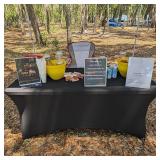 Trlyc 2 Pack 6FT Spandex Table Cloth - 72 x 30 Inch Rectangular Stretch Tablecloth, Wrinkle Resistant Scretch Table Cover for Wedding, Party, Banquet, Picnic, Outdoor Decoration (2Pcs,Black)