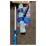 18-inch Professional Swivel Scrubber