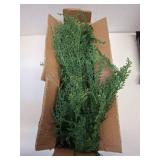 Christmas Cedar Garland Full Real Touch Artificial Green Faux Cypress Realistic Pine Garland for Mantle Fireplace Table Home Decoraiton 5FT