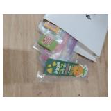 Tinlade 90 Pieces Scratch and Sniff Bookmarks Fruit Scented Bookmarks Classroom 9 Styles Cute Marshmallow Pizza Apple Peach Back to School Stuff for Kids Valentine