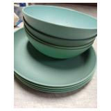 Grow Forward Wheat Straw Kids Plates and Bowls Sets - 8-Piece Unbreakable Dishwasher & Microwave Safe Plastic Plates for Kids - Reusable Non Toxic BPA-Free Dinnerware for Children - Rainforest