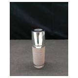 Neutrogena Hydro Boost Hydrating Tint Foundation Makeup for Dry Skin, with Hyaluronic Acid, Lightweight Oil-Free Water Gel, Non-Comedogenic, 20 Natural Ivory, 1.0 fl. oz