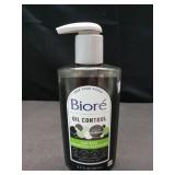 Biore Deep Pore Charcoal Face Wash, Daily Facial Cleanser for Dirt & Makeup Removal, for Oily Skin, 6.77 Oz