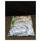 Neutrogena Makeup Remover Wipes, Daily Single Face Cleansing Towelettes, Makeup Removing Cleansing Wipes Removes Dirt & Oil, Alcohol-Free Face Towelettes, 20 ct