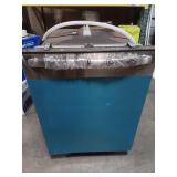 Frigidaire 24 in Top Control Standard Built-In Dishwasher in Stainless Steelwith 8-Cycles, Ultra Quiet 42 dBA (Includes 1 yr Warranty) - Retail: $516