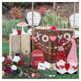YEAHOME Valentines Day Decorations Outdoor, Red Pink Gnomes Decorative Garden Stakes with Arrow Heart for Valentines Day Decor, Metal Yard Stakes for Home Garden Porch Lawn Wedding Anniversary Party