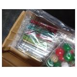 Fuutreo Christmas Beadable Pens Kit Silicone Plastic Wooden Beaded Pens Candy Beads Pen Snowmen Santa Bead Ballpoint Pen Black Ink for Students Kids Teacher School Making DIY(Plastic)