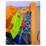 Fisher-Price Little People Toddler Toy Hot Wheels Spiral Stunt Speedway Race Track Playset with 2 Cars for Pretend Play Kids Ages 18+ Months - Retail: $53