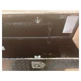 Dee Zee Bk/Tb 12" Crossover Tool Box, Fullsize - Retail: $305