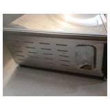 Ninja Flip Toaster Oven & Air Fryer, 8-in-1 Functionality, Flip Up & Away Capability for Storage Space SP151: Ninja Foodi, Airfryer - Retail: $250