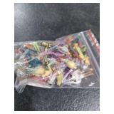 Airlxf 100PCS HO Scale Tiny People Set - Mixed Painted Plastic Figures