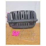 Ferplast Jet Pet Carrier: Value Dog Carrier Suitable for Toy Dog Breeds & Small Cats  18.51L x 12.6W x 11.42H  Fuchsia