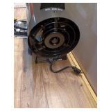 Mr. Heater Contractor 60 000 BTU Portable Forced Air Propane Heater - Retail: $109