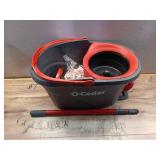 O-Cedar EasyWring Deep Clean Microfiber Spin Mop with Bucket System and 1 Extra Mop Head Refill