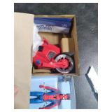 Marvel Spider-Man Web Blast Cycle, 4-Inch Action Figure with Vehicle and 2 Web Projectiles, Kids Playset for Ages 4 and Up