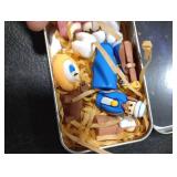 PMDYBY Mini Christmas Nativity Set in a Tin Box, Portable Mini Nativity Scene Set, Handcrafted Pocket Nativity Scene Gift Tin, Perfect for Christmas Decorations and as a Gift for Friends and Family