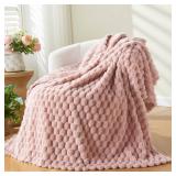 NEWCOSPLAY Super Soft Twin Blanket Pink Premium Silky Flannel Fleece 3D Clouds Stylish Jacquard Lightweight Bed Blanket All Season Use 350GSM (Pink, Twin(60x80))