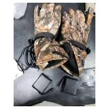GVDV Hunting Heated Gloves for Men, 7.4V 3400mAh Rechargeable Touch Screen Heating Gloves with 2 Battery Packs, Winter Hand Warmers Glove for Outdoor Hunting Fishing Shooting Hiking, Camouflage, L