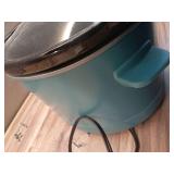 bella 6qt Manual Slow Cooker Surf (See Details)