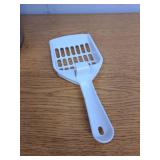 IRIS USA Top Entry Cat Litter Box, Large Enclosed with Litter Catching Lid and Scoop, Dog Proof, Cat Litter Box, Gray/White