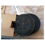 Siena 30 in. 350CFM Convertible Pyramid Wall Mount Range Hood in Stainless Steel with Charcoal Filter and LED Lighting - Retail: $300