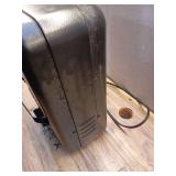 Deluxe Milkhouse Utility Heater (It Does Not Work - Missing handle)