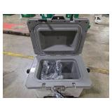 Igloo 24 Qt IMX Ice Chest Cooler - White