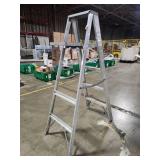 Keller 935 5ft Aluminum Step Ladder (Model 935)