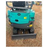 Unused 2025 QK16R Mini Excavator:  RATO 15HP Gas Engine, Hydraulic Thumb, 1.5 Ton machine, I have owned this exact model for about a year and love it