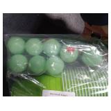 Soulchen 30 Pcs Christmas Game Supplies Set 22 Green Plastic Cups 15 oz 8 Glowing Balls Reusable Xmas Party Cup Table Tennis Game for Christmas Games Party Favor House Birthday BBQ Holiday