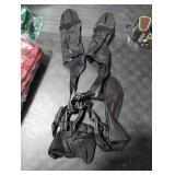 BECROWM Waterproof Dog Boots for Small/Medium Dogs -Dog Paw Protectors Dog Suspender Boots Anti-Slip Pet Shoes for Outdoor Walking, Reflective Stay-On,Dirt-Proof Comfortable Booties (Black, Large)