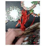 Yalikop 16 Pcs Christmas Photo Frame Ornaments Wooden Nutcrackers Santa Snowman Snowflake Picture Frame Tree Decoration DIY Photo Keepsakes for Xmas Party Decorations Winter Holiday Gift (Wreath)