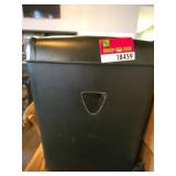 LG-2XL Chefware Aprons and  Shirts W/ Paper Shredder