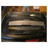 LG-2XL Chefware Aprons and  Shirts W/ Paper Shredder