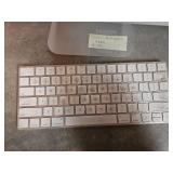 Apple iMac 21.5-inch Desktop Computer Set | Model A1418