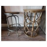 Chinois Round End Table with Lattice Design and Wooden Stool