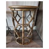Chinois Round End Table with Lattice Design and Wooden Stool
